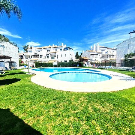 El Paraiso Golf Y Playa Εστεπόνα Εξωτερικό φωτογραφία