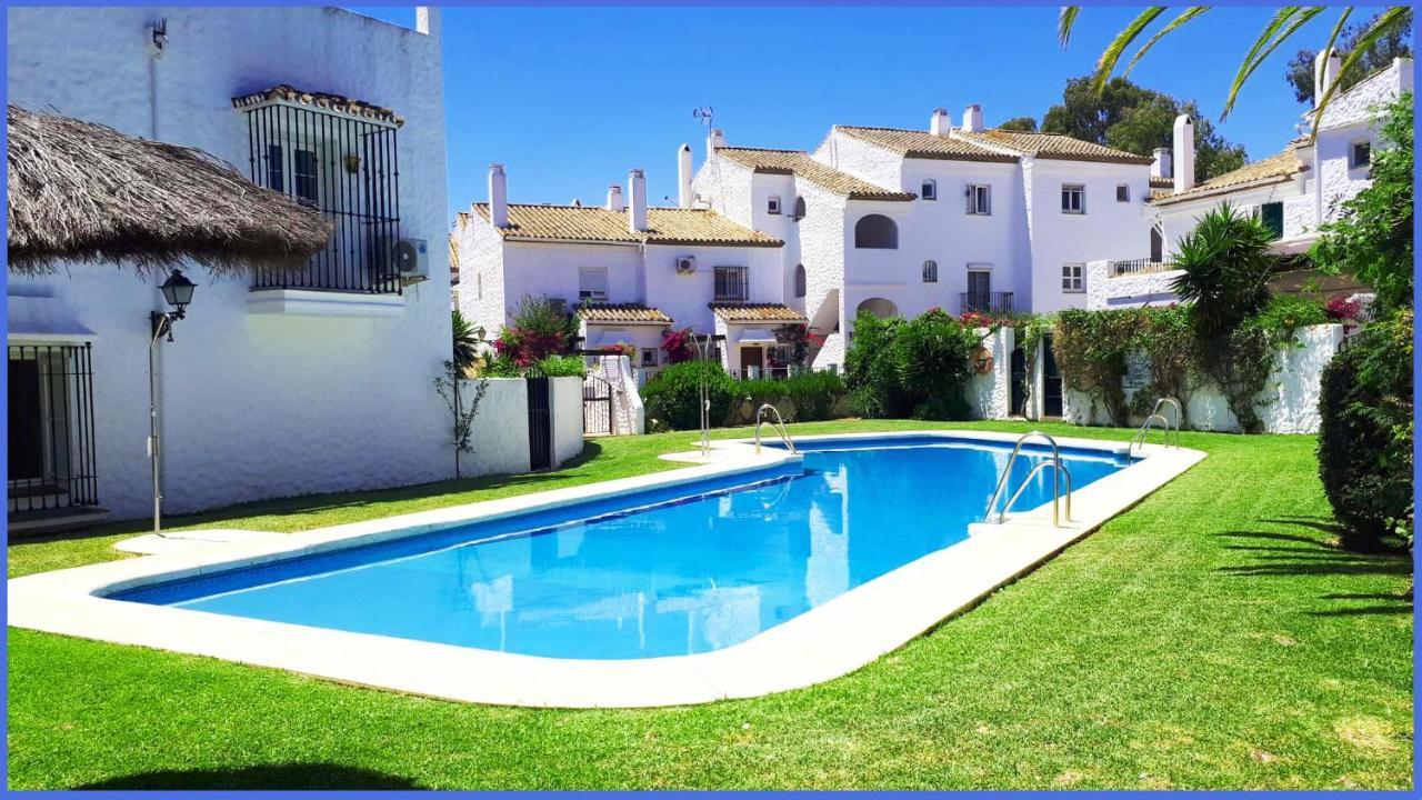 El Paraiso Golf Y Playa Εστεπόνα Εξωτερικό φωτογραφία